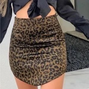 Zara mini skirt